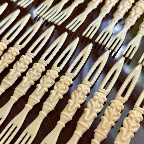 Vintage Celluloid Appetizer Forks - Tiki Party Picks - Hors d’oeuvres Forks - Picture 1 of 7